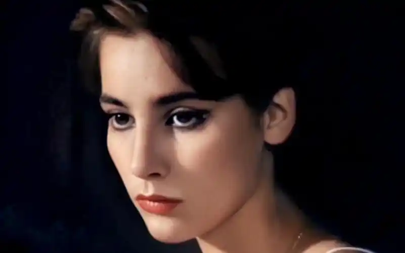 为艺术献身的女星——罗莎·卡拉乔洛