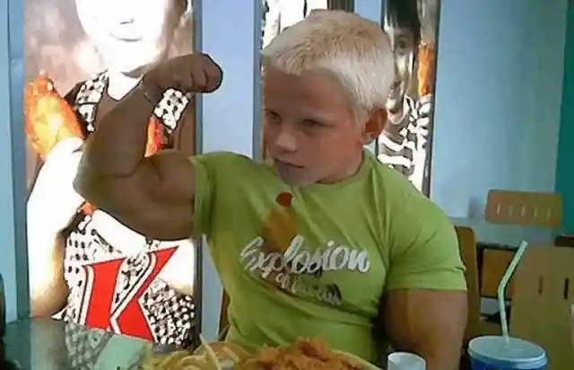 世界最强6位小孩肌肉健美完爆大人有人8个月就能引体向上