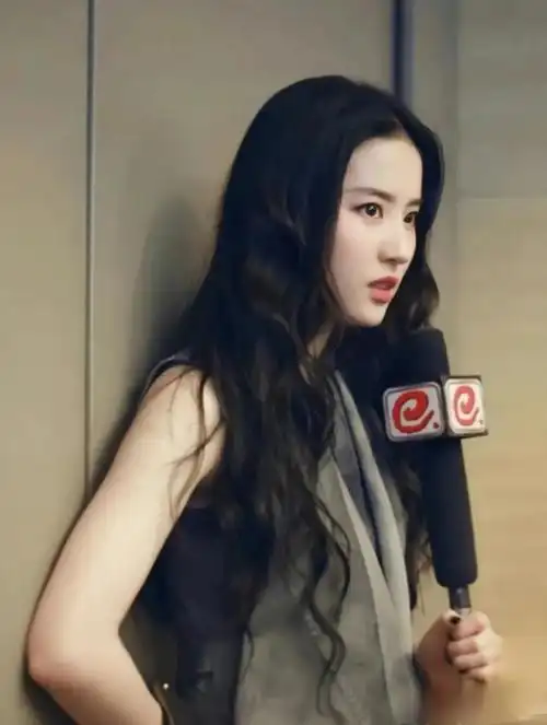 美丽颜容,有谁不心动——刘亦菲