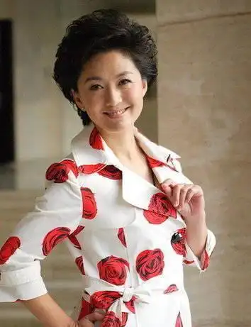 走近央视主播海霞 揭秘不为人知的"国脸"养成记