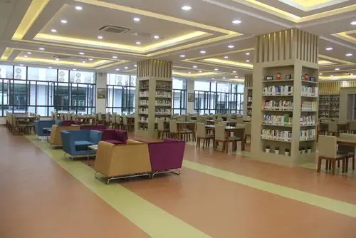 上海市高级技工学校环境学校图片