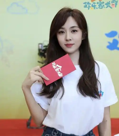 脸看着没以前有辨识度了|张嘉译|王小米|女明星_网易订阅