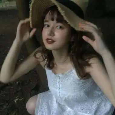 戴帽子的女生头像唯美个性女生高清真人微信头像图片