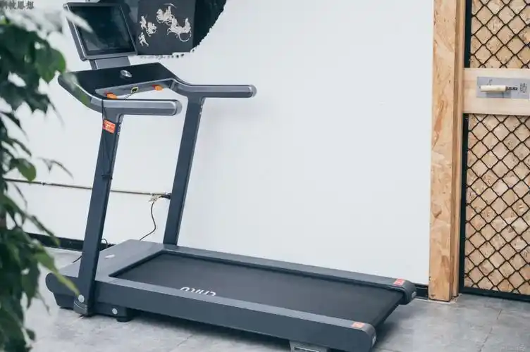 赤兔air跑步机更好玩的跑步机还有丰富课程资源