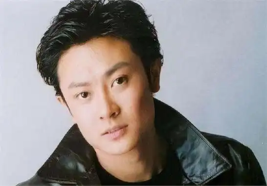 事实证明!遭杜淳李晨背后插刀的印小天,他成了第二个陈志朋?