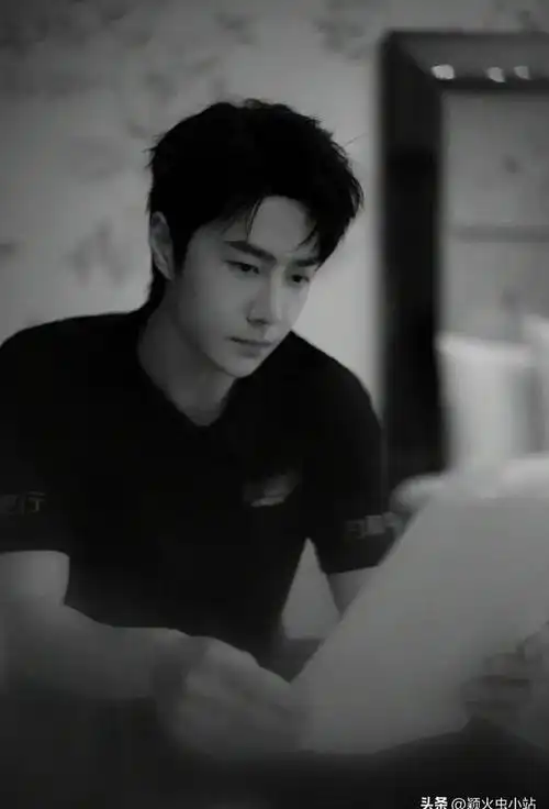 4.29娱乐瓜:肖战王一博赵丽颖李现周雨彤龚俊檀健次刘诗诗黄子韬