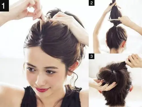 就这样一个简单随意的丸子头就扎好了,随性蓬松的丸子头就如一个花苞