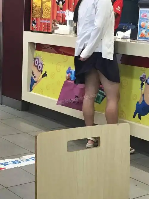 你们还敢穿裙子不?