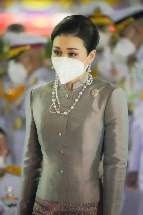 泰国王后苏提达阳康了!