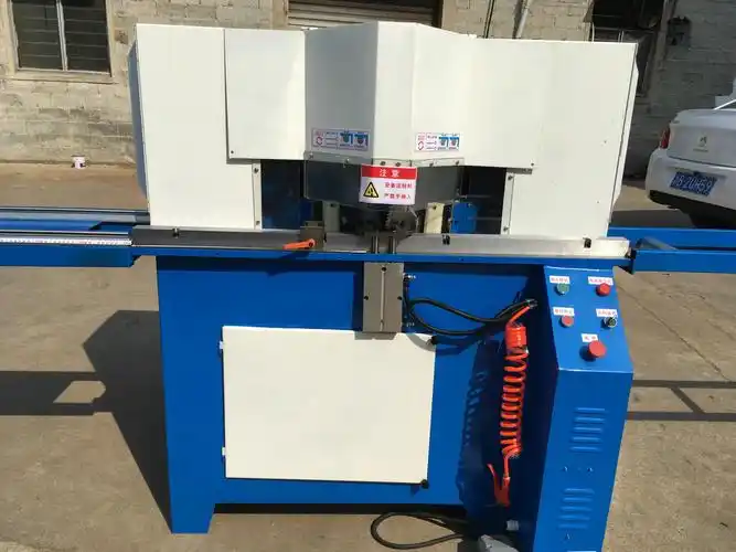 供应飞研fy-jb305 铝型材切割机 双头锯 锯切无缝的切角机45度