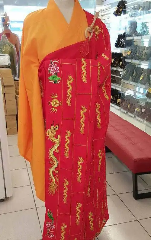 僧服(佛教僧人穿的服装)_尚可名片