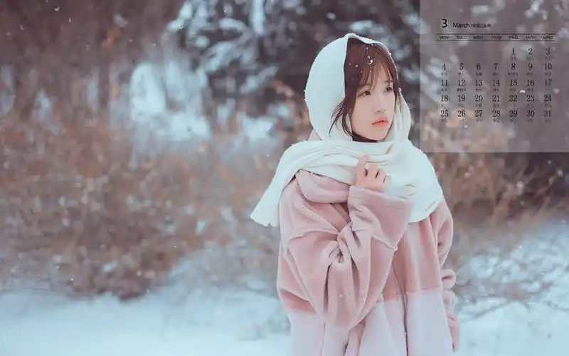 2019年3月清纯可人美女雪中高清日历壁纸