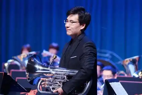 龚宏亮从事职业上低音号地区北京