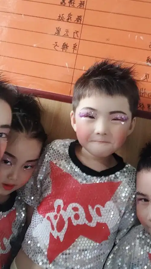 季梁幼儿园2018-2019年第二学期 大三班胡皓轩小朋友成长的精彩回顾