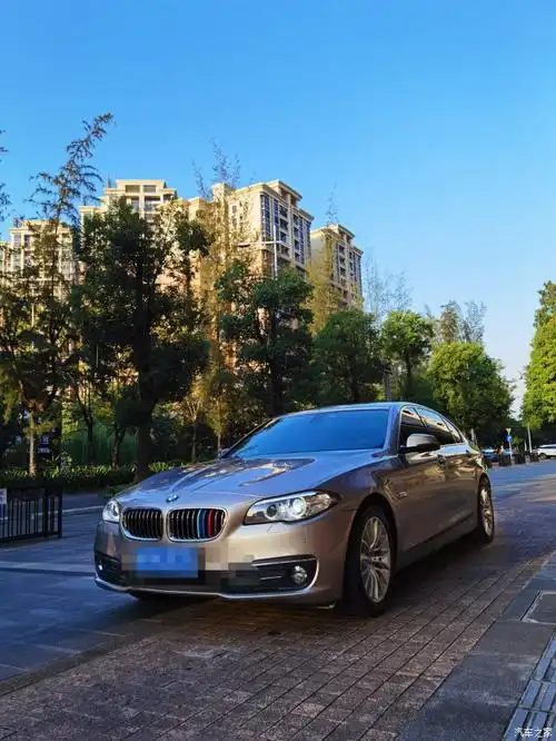 最新拿下17年宝马5系525li豪华设计套装全车原版车况