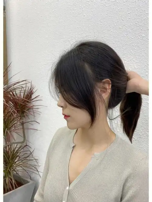 呼和浩特锁骨发一東  #八字刘海  #中长发  #适合圆脸的发型  #吵脸