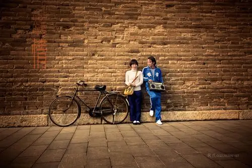 摄影 1980年的爱情 写美篇      中国的八十年代,是一个充满理想,激情