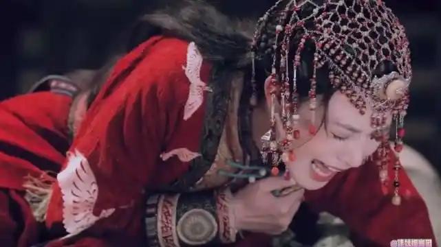 《东宫》小枫自刎,李承鄞伤心欲绝 不对