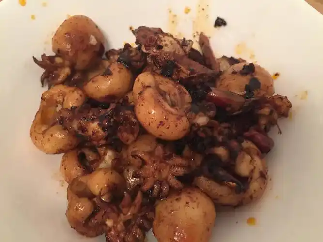 爆炒墨鱼仔!超级好吃!