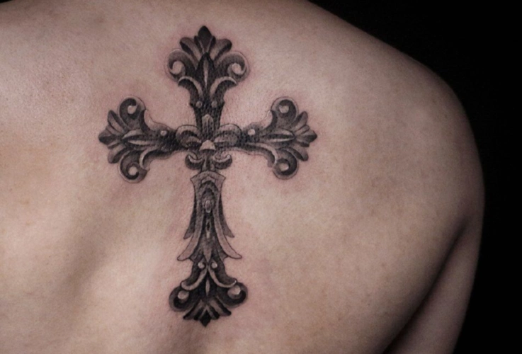 最新个性十字架纹身图案大全 十字架纹哪里好看(11)