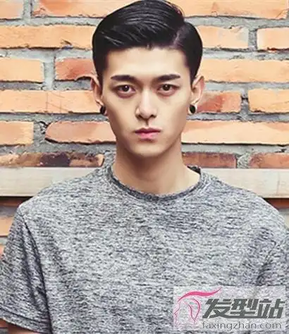 男生二八分短发 有型有款又修颜_发型站_最新流行发型设计发型图片与