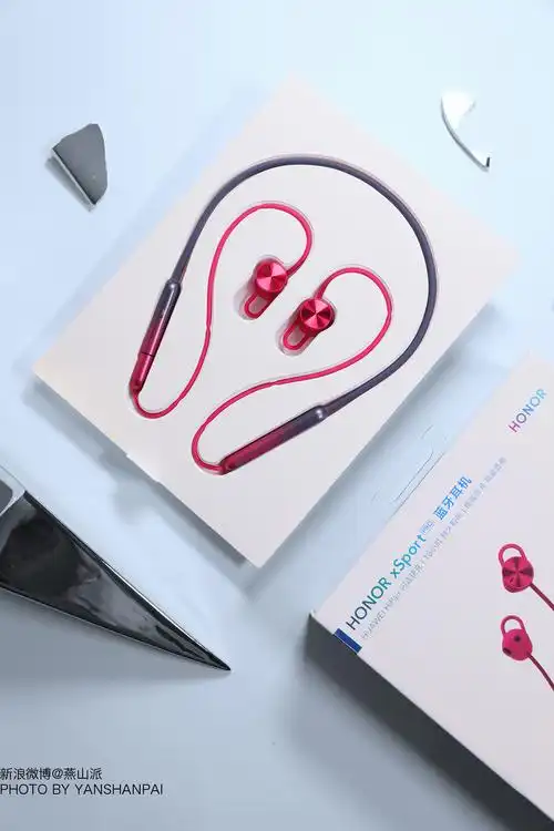 荣耀xsportpro运动蓝牙耳机抢先评长续航和typec闪充闪连抢眼
