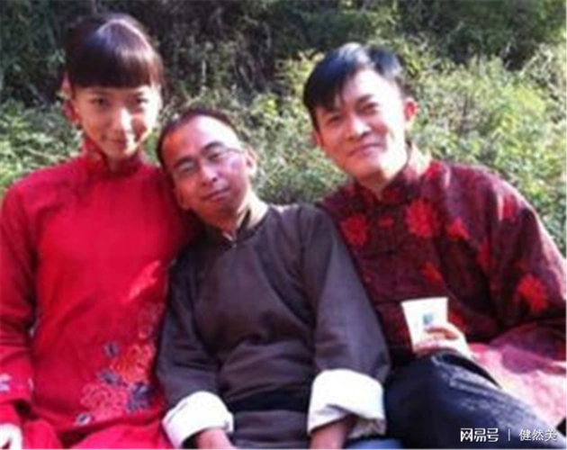 巨兴茂:外形受到质疑的他妻子却令人惊艳