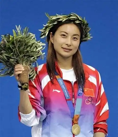 五代跳水女皇同框,还是不容易辨认!_运动_我国_成就