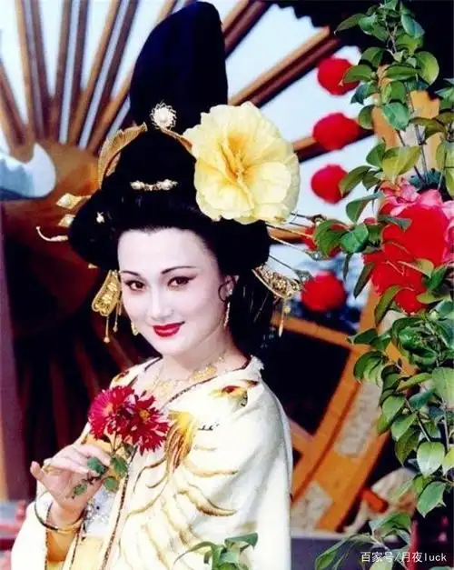 杨玉环容貌有多漂亮?通过现代技术复原后,不是那谁吗?