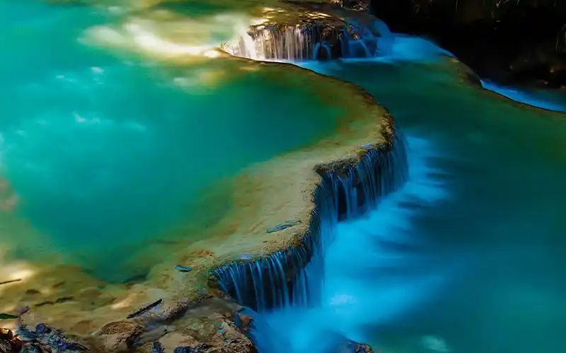 人间仙境琅勃拉邦光西瀑布清新护眼高清壁纸下载