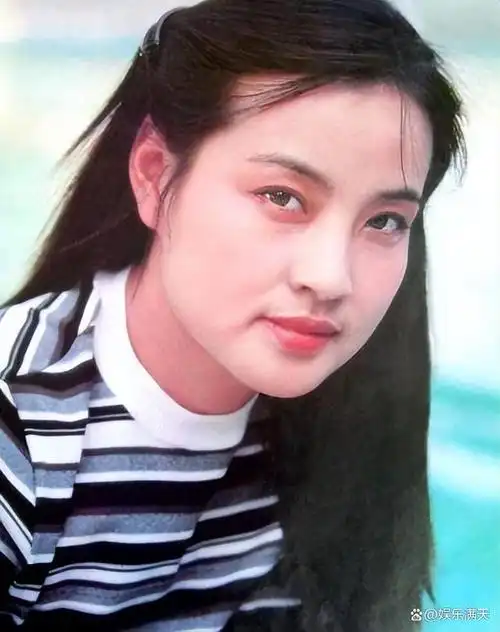 刘晓庆还是内地影视圈,公认的影坛一姐,所以说她的星途是一片光明