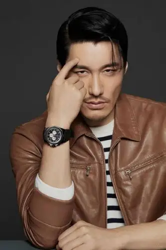 胡兵成熟魅力时尚写真大片 大叔的魅力