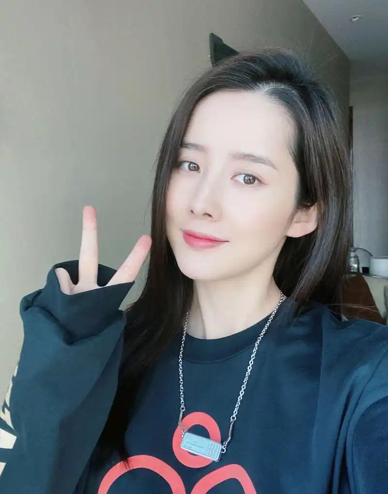 窈窕淑女景如洋自拍集