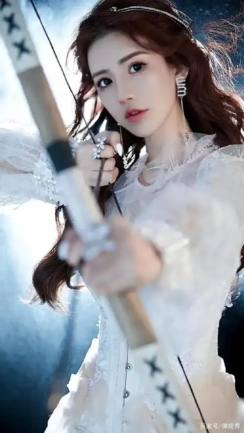 美女写真·人像壁纸37:异域风格的纱裙妆扮仙气十足