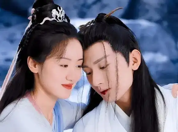 成毅袁冰妍酒吧事件