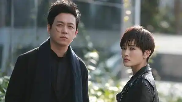 潘粤明和尹姝贻聚餐,身材发福显油腻,和绯闻女友恋爱长跑多年_董洁