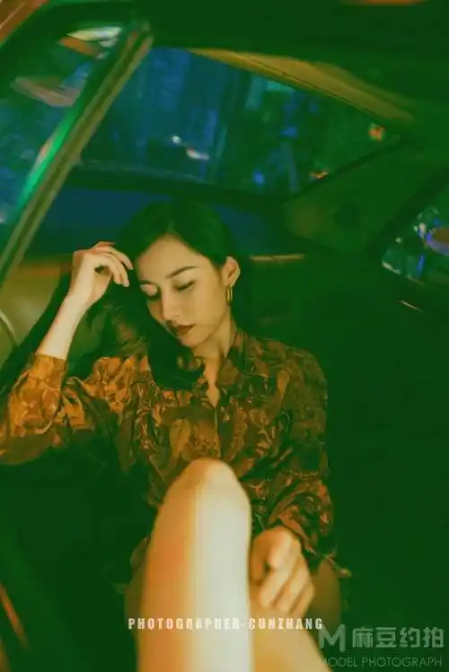 原创人像摄影_麻豆约拍作品