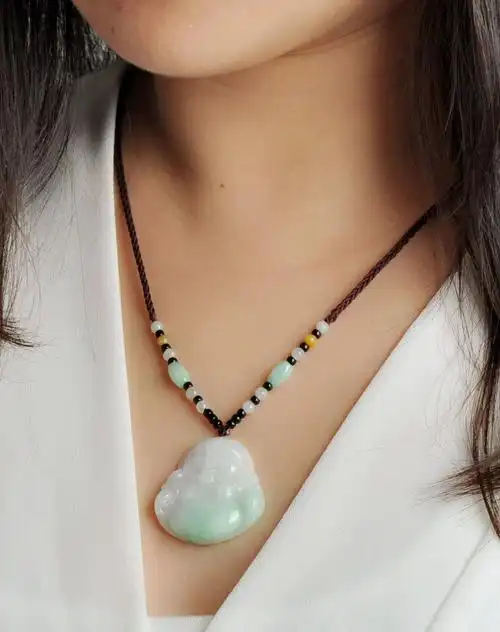 冰糯种水润飘阳绿佛公a货翡翠吊坠