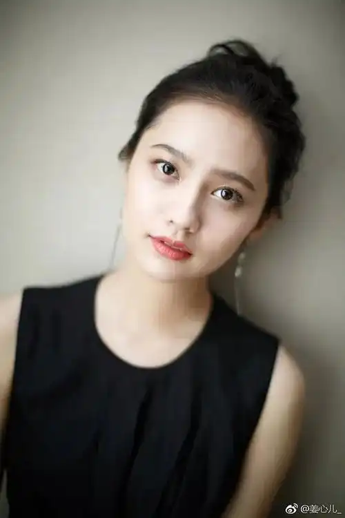 (中国影人) 姜珮瑶