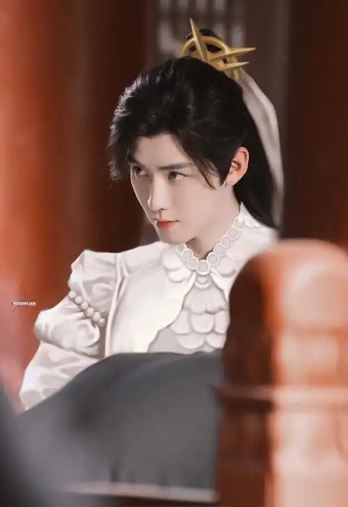 任豪古装真的好优越啊,翩翩公子气质绝了!__财经头条