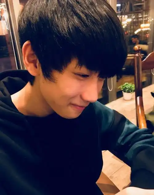 时代峰峻二代雪藏时代峰峻为什么雪藏陈泗旭