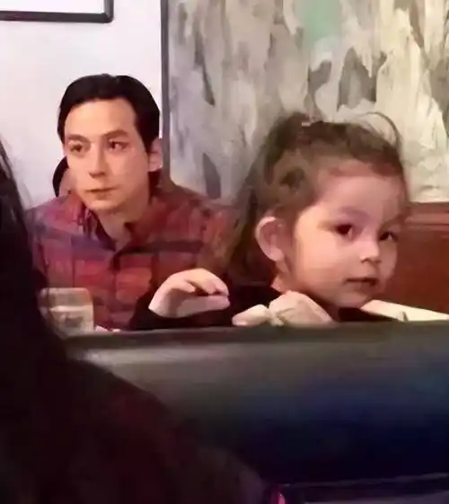 吴彦祖的女儿太漂亮了!女儿像爹真不是盖的!