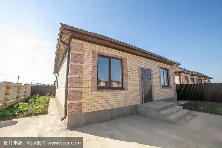 一层砖砌的新房子