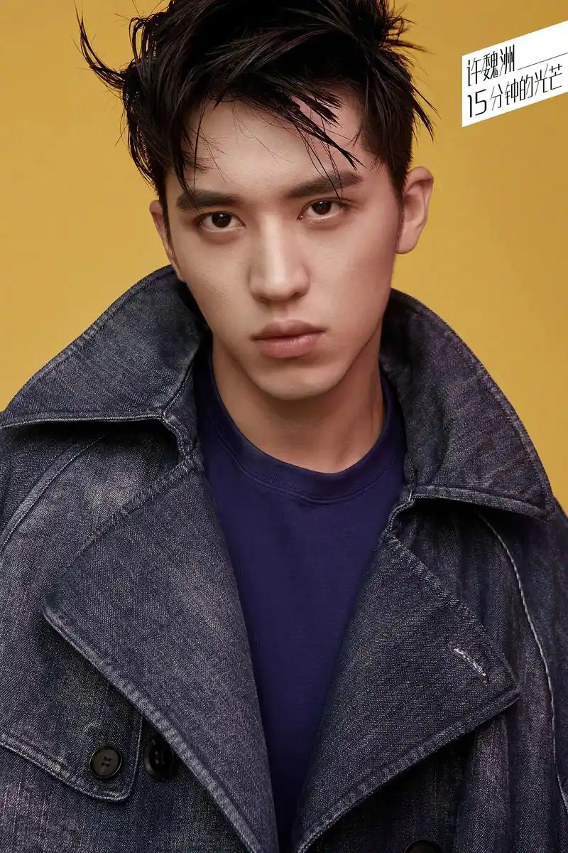 他是"趁年轻要疯狂"的摇滚少年,也是拼尽全力去成长