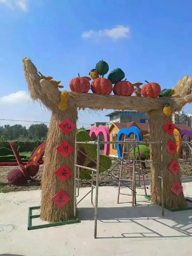 网红打卡丰收节庆户外稻草人工艺品.稻草人工艺品网红打卡景观雕 - 抖
