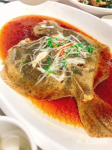 莹燕海鲜-清蒸多宝鱼-菜-清蒸多宝鱼图片-上海美食-大众点评网