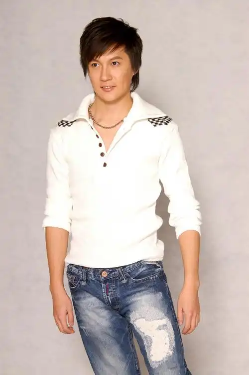 迟帅"五一"苦练英语 谋划进军国际市场(图)