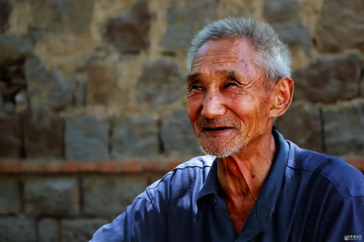 巩义60岁以上老人照相免费啦!