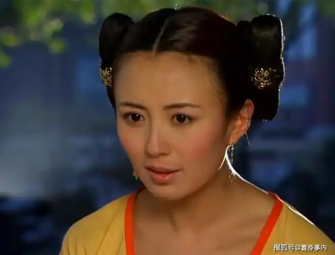 当时她出演《至尊红颜》中的反派"徐盈盈",因为演得太到位,观众入戏太