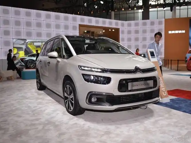 作为一款mpv车型,雪铁龙c4 picasso搭载了1.